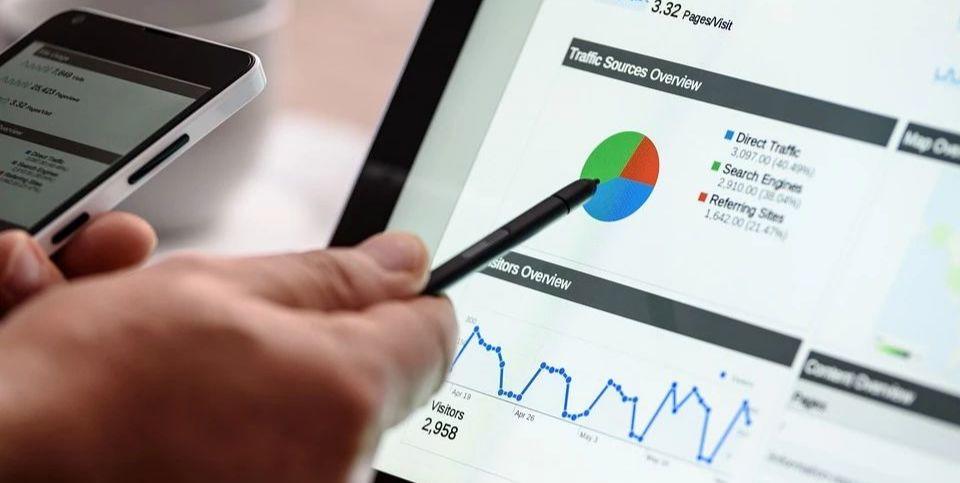 注册公司，法人和股东及监事有什么要求？